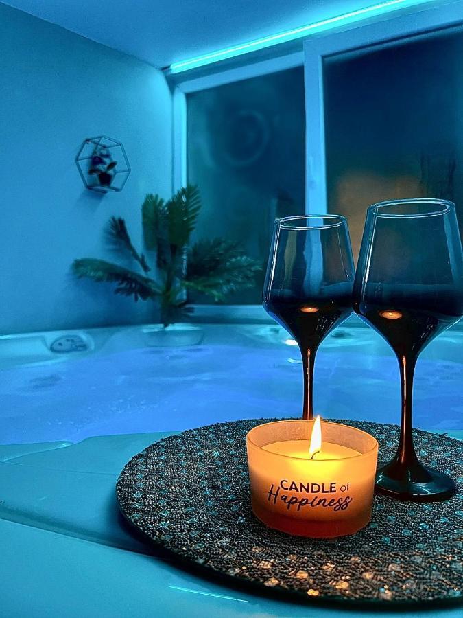 Luxor - Jacuzzi&Cozy Apartments シビウ エクステリア 写真