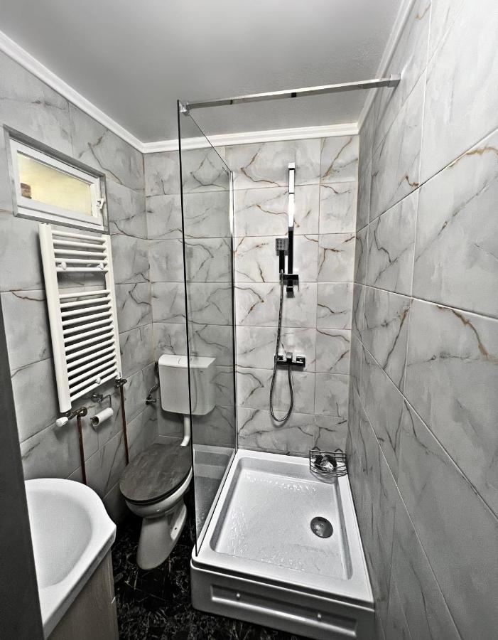 Luxor - Jacuzzi&Cozy Apartments シビウ エクステリア 写真